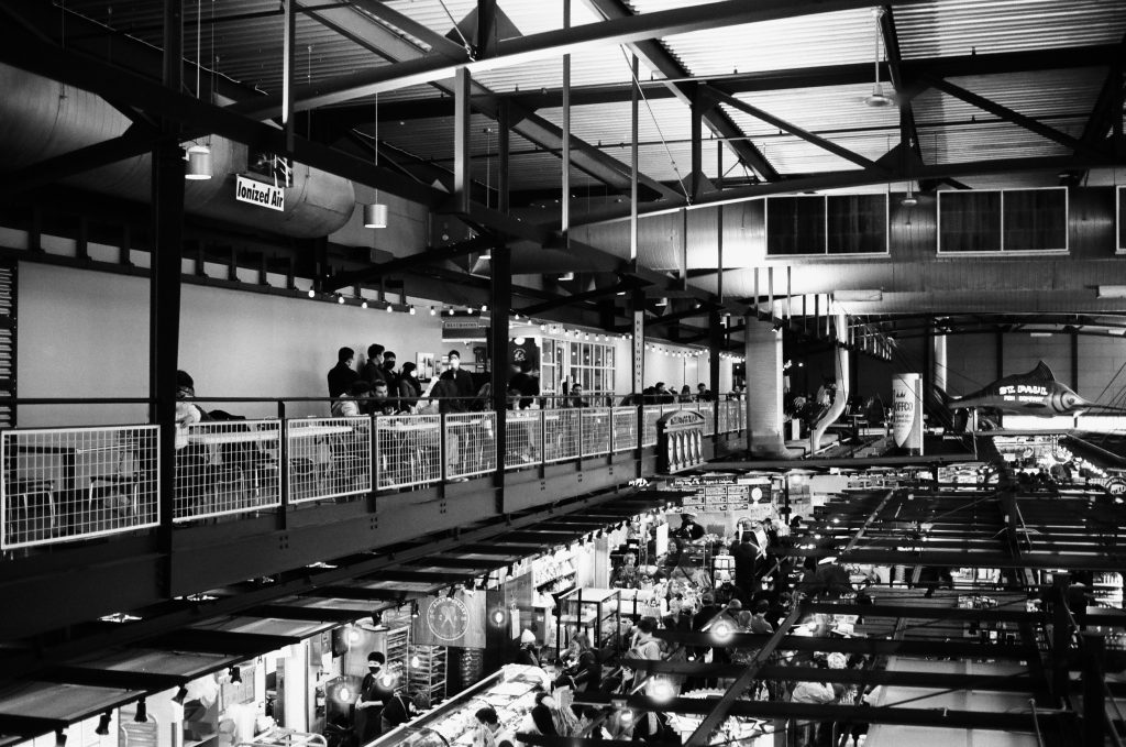 Milwaukee Public Market (Nikon F3, Voigtlander 40mm F2)
