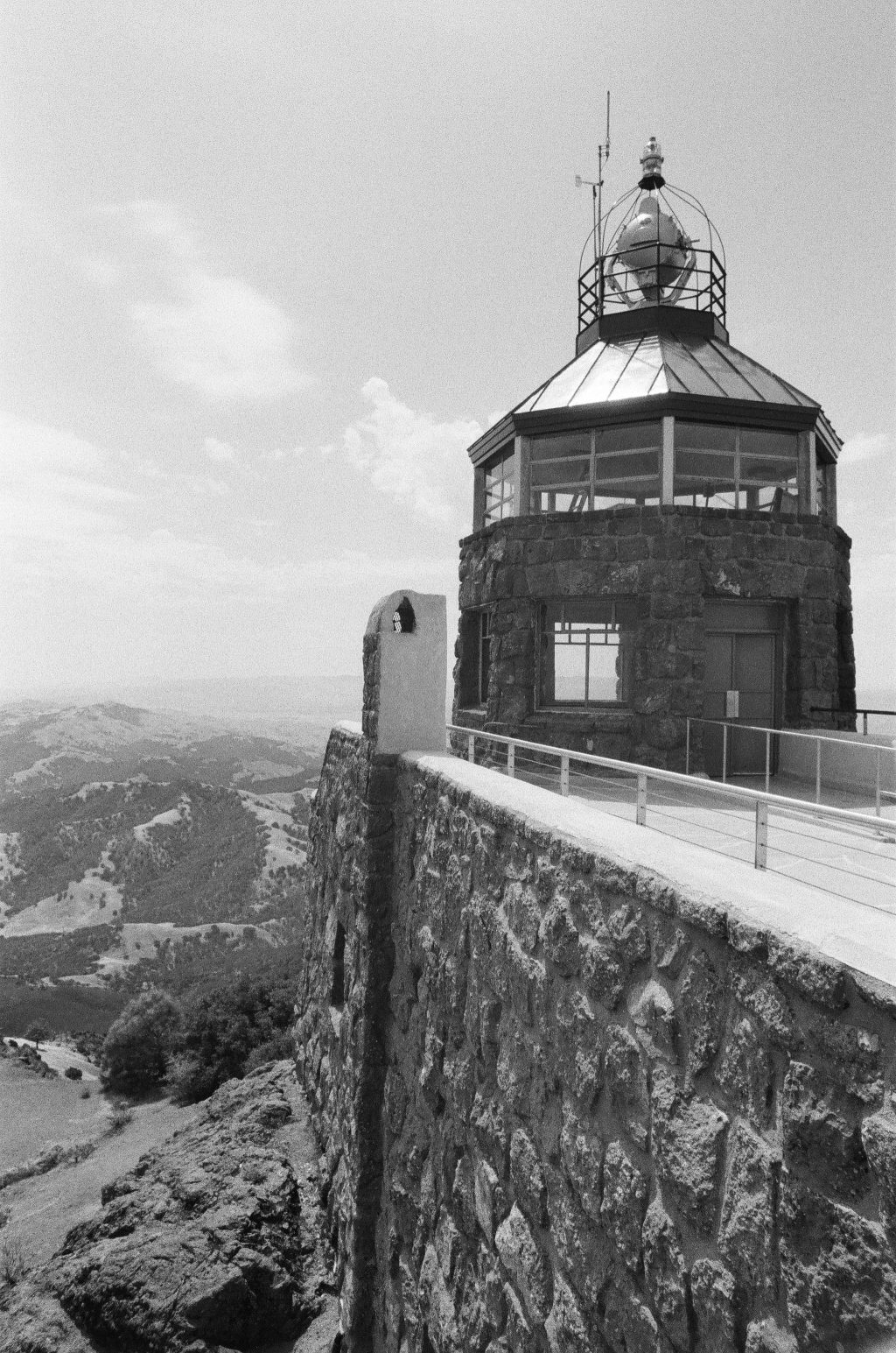 Minolta XE-7 + Tamron Adaptall-2 24mm f2.5