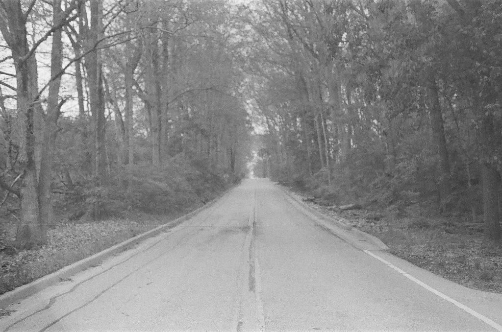 Very poor contrast and high grain