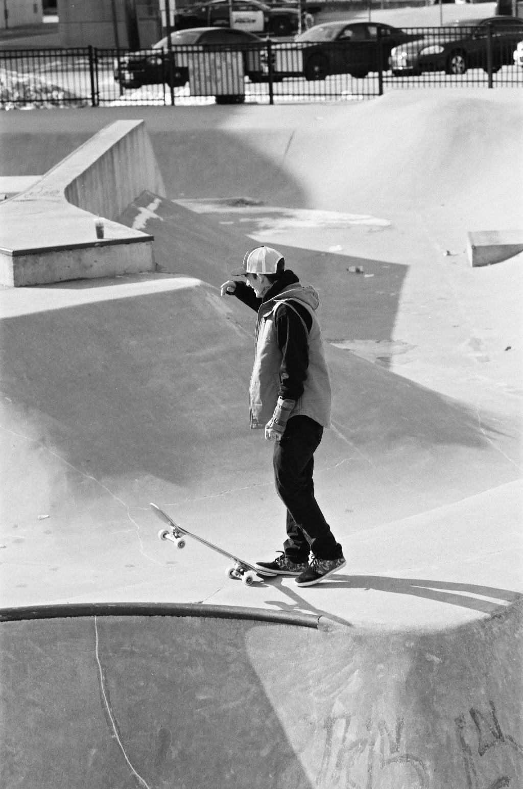 Olympus OM-2n, OM Zuiko 100mm lens, yellow filter.