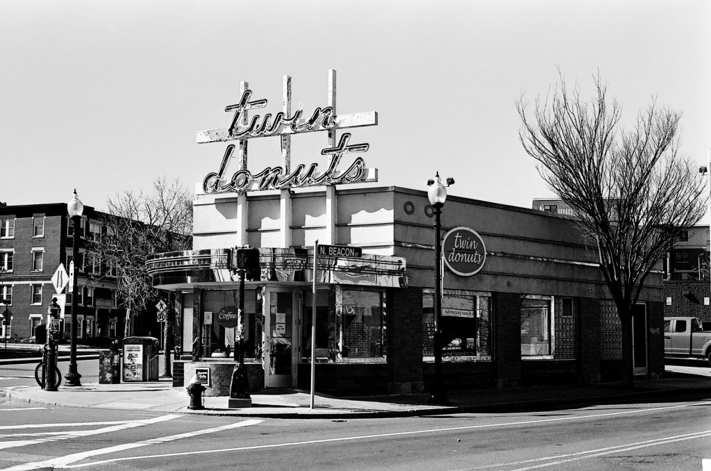 Shot with Minolta Alpha 7 50mm AF lens @f8