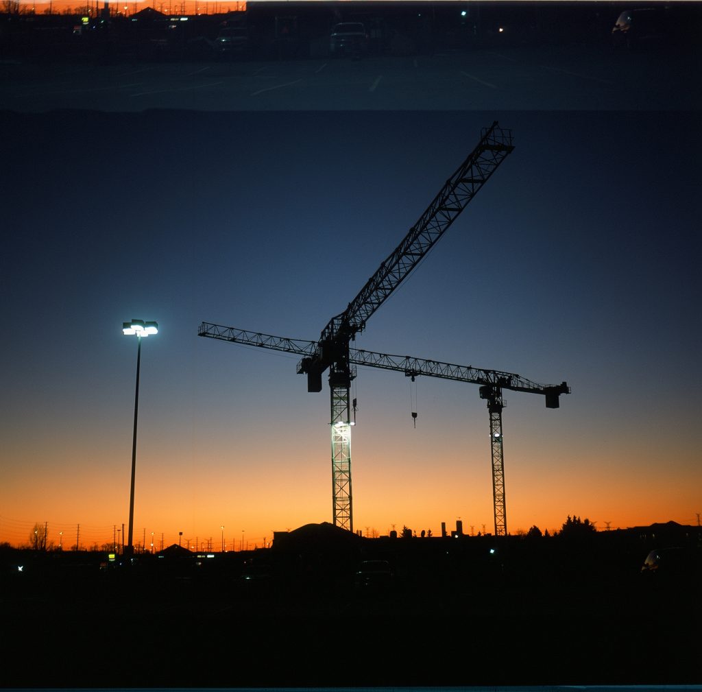 u/k f-stop or shutter speed.