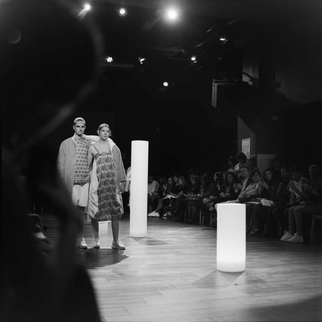 Dev : Rodinal 1+25, @1600, 20°C Shot : @1000 hasselbald 503, 80mm 2.8 DSLR scanned, edited Great shadow detail, present grain (pretty pleased because I expected more grain considering it was developed in rodinal) @albanltlr