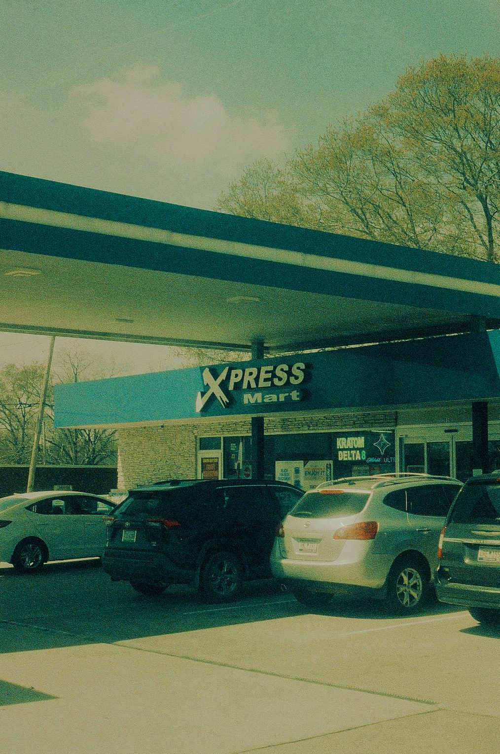 Atlanta Georgia shot on a canon ae-1 / retrochrome 400