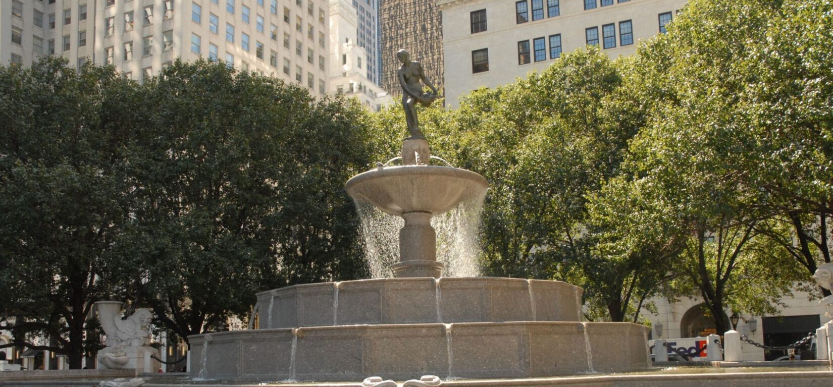 Pulitzer Fountain DSC 0002 jpg
