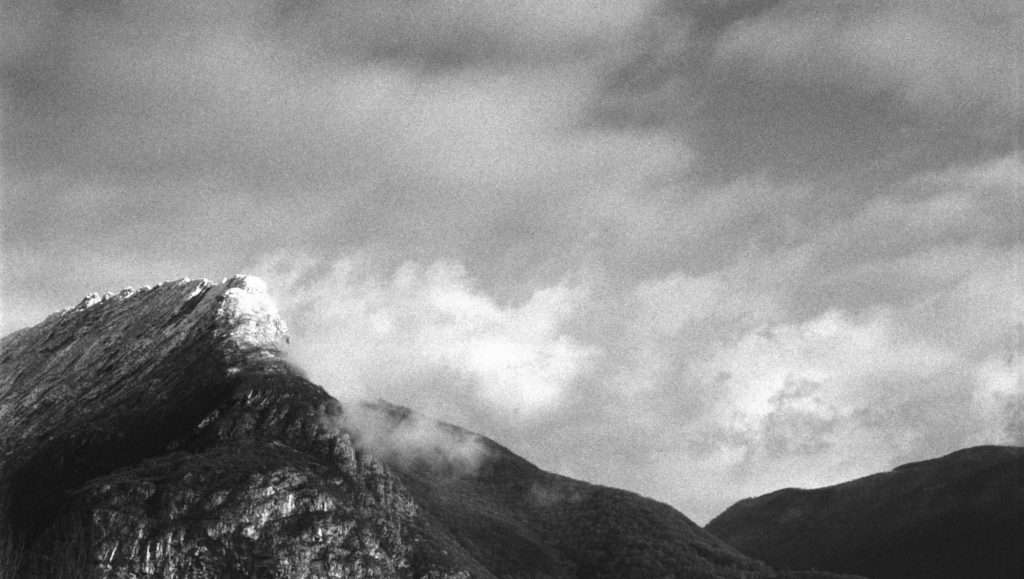 Ilford Delta 400 pushed to 1600 - Ilfotec DDX corrected with darktable instagram : @s.a.n.s_t.i.t.r.e