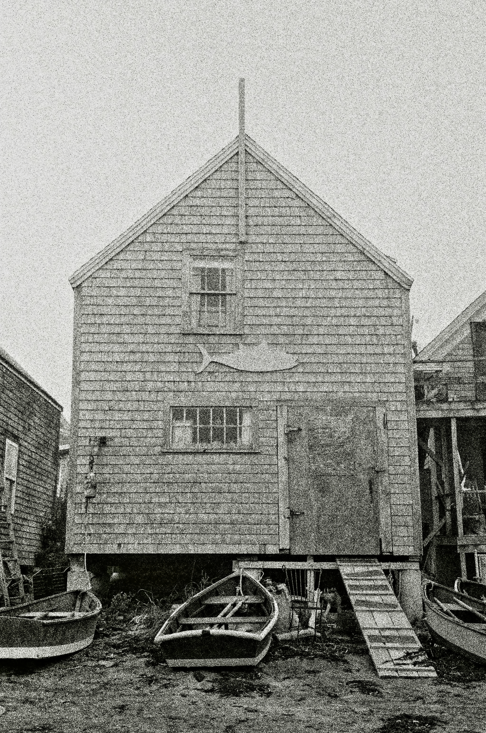 Fish house Rollei 35S Kodak TMax 3200 set at 800